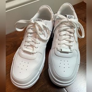 Nike Air Force Ones - W Size 9 - Like New!